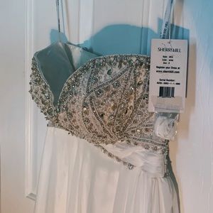 Sherri Hill White Prom Dress